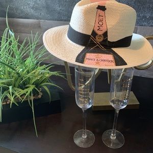 Pop the champagne 🍾 🥂